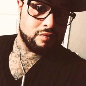 Meet your Posher, Cory